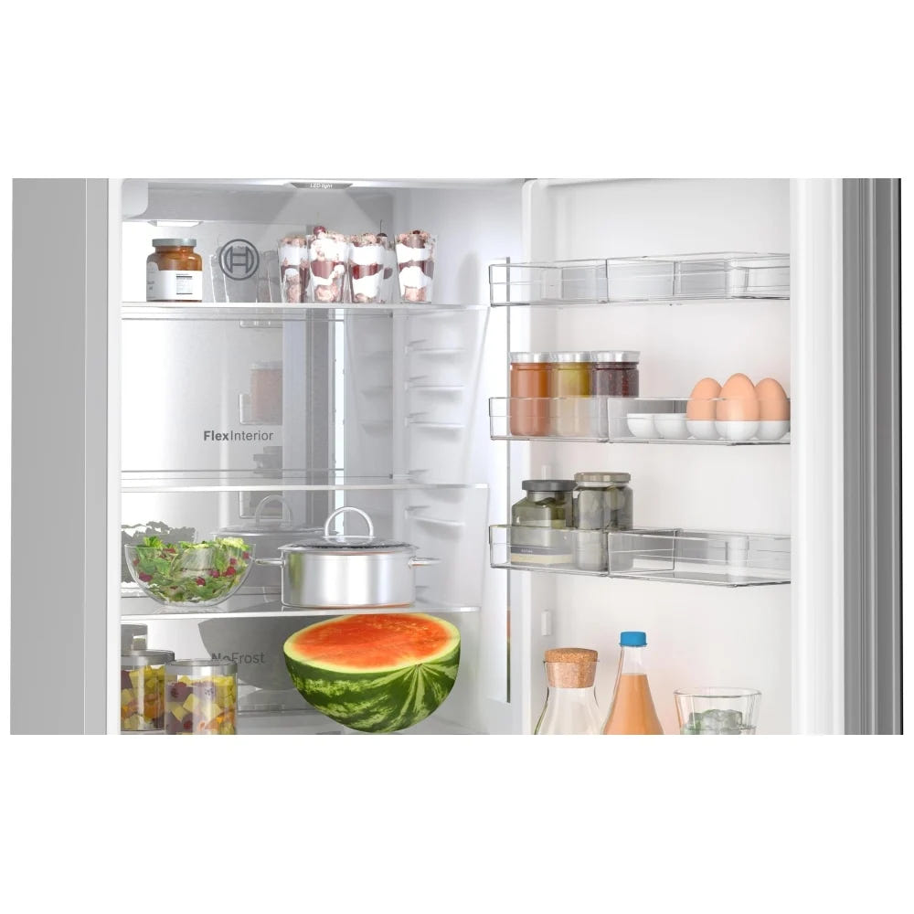 800 Series, Freestanding Bottom Freezer Refrigerator, 24'', Black B24CB80ESB