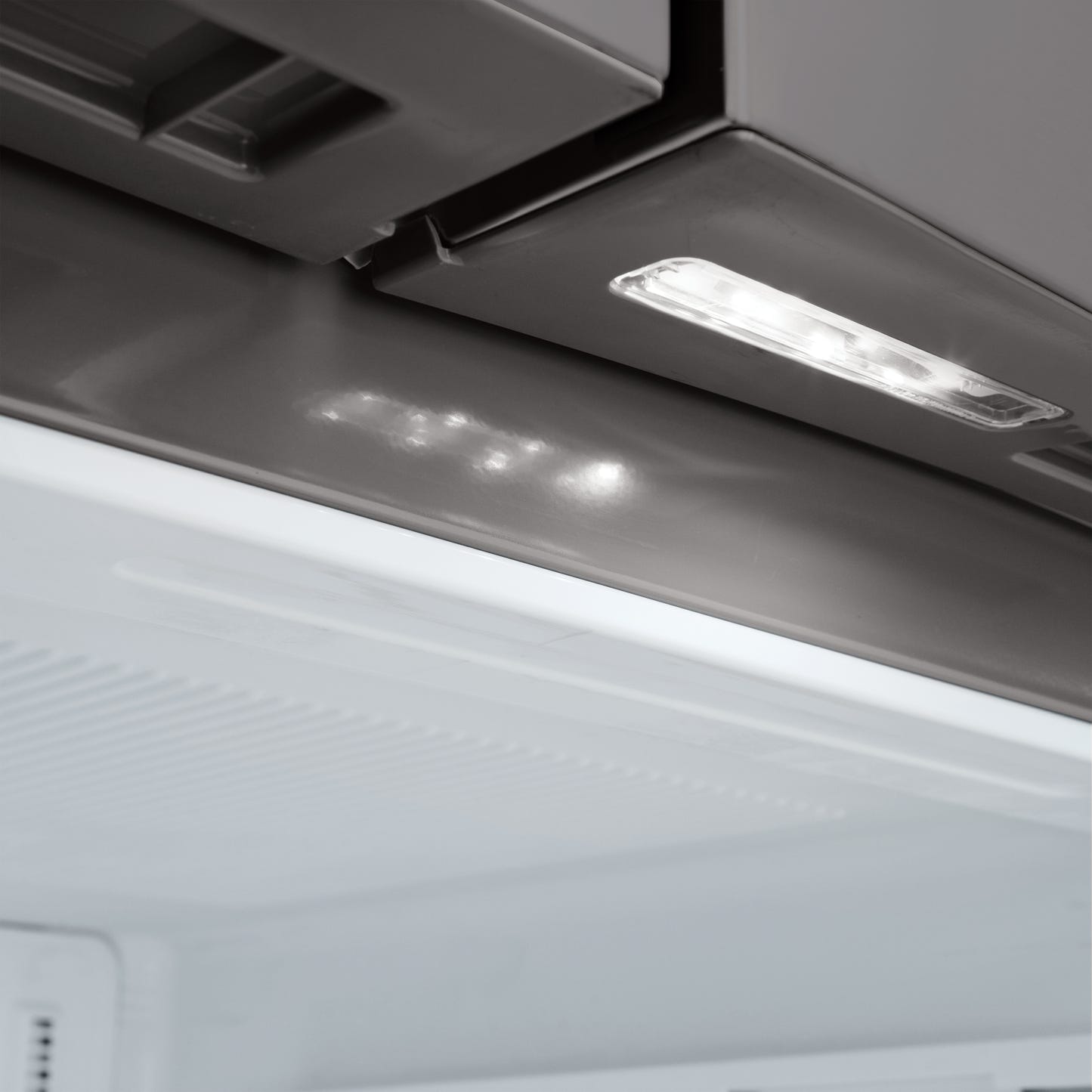 LG LRFS28XBS French Door Refrigerator