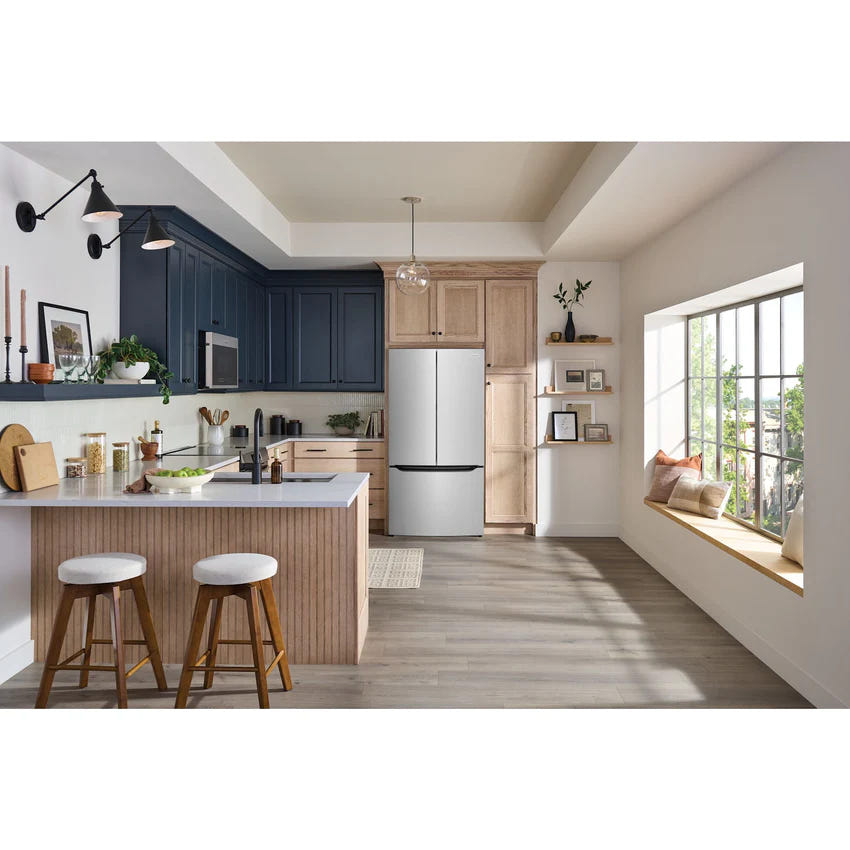 Frigidaire 17.6 立方英尺台面深度法式门冰箱 FRFG1723AV