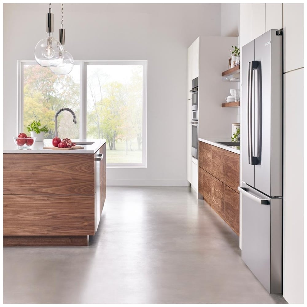 800 Series French Door Bottom Mount Refrigerator, 36", Brushed Steel Anti-Fingerprint B36CT80SNS