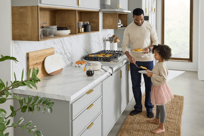 LG 30" Smart Gas Cooktop with UltraHeat™ 22K BTU Dual Burner and LED Knobs CBGJ3027S