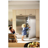 Electrolux EI33AF80WS Upright Freezer, 33 inch Width, 19 cu. ft. Capacity, Automatic, ENERGY STAR Certified, Ice Maker, Interior Light (Freezer), Stainless Steel colour