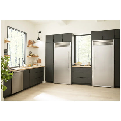 Electrolux 19 Cu. Ft. Single-Door Upright Freezer EI33AF80WS