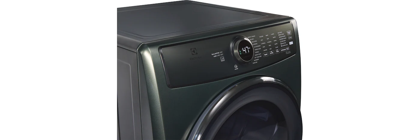 Electrolux ELFE773CAA 27 Inch Styler Steam And Steam Closet