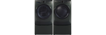 Electrolux ELFE773CAA 27 Inch Styler Steam And Steam Closet