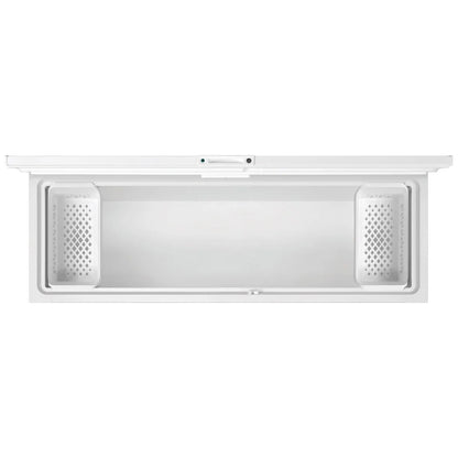 Frigidaire 24.9 Cu. Ft. Chest Freezer FFCL2542AW