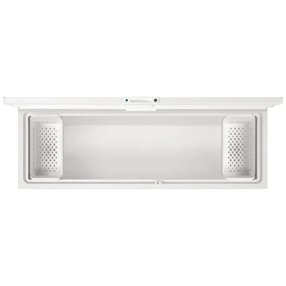 Frigidaire 24.9 Cu. Ft. Chest Freezer FFCL2542AW