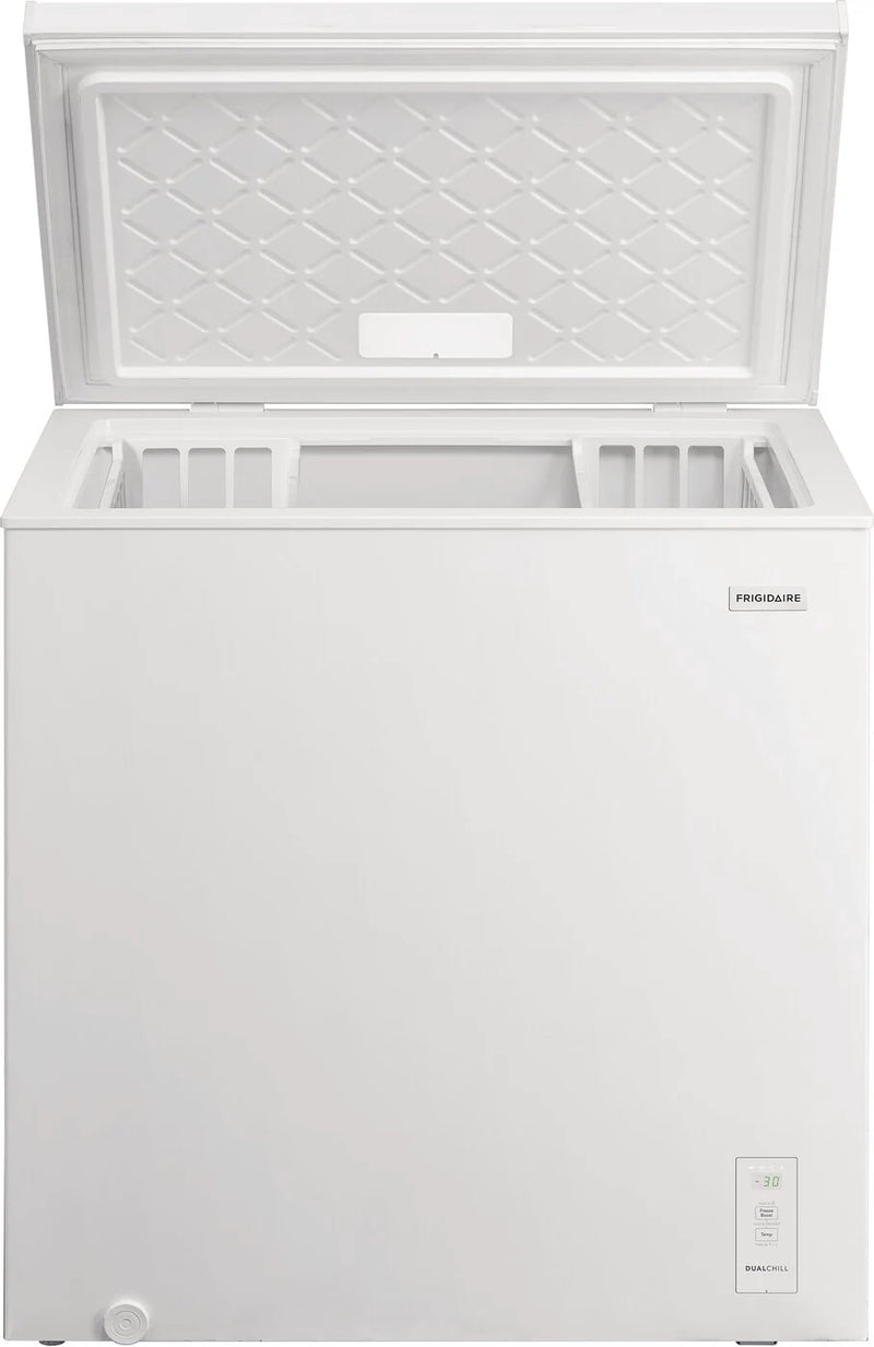Frigidaire FFCS0762AW Chest Freezer, 31 inch Width, 7 cu. ft. Capacity, Manual, Interior Light (Freezer), Convertible Fridge/Freezer, wHITE colour