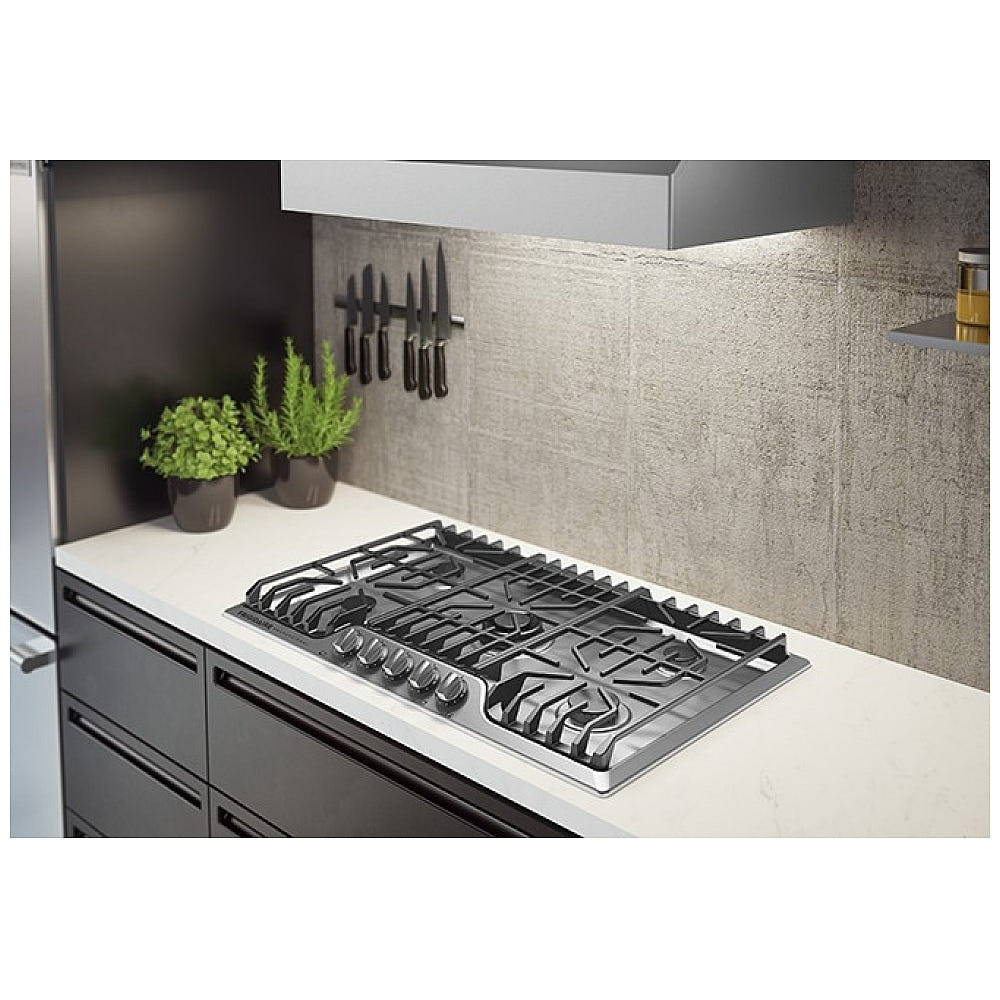 Frigidaire Professional FPGC3077RS Gas Cooktop, 30 inch Exterior Width, 5 Burners, 17,000 BTU Highest Burner, Stainless Steel colour