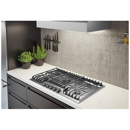 Frigidaire Professional FPGC3077RS Gas Cooktop, 30 inch Exterior Width, 5 Burners, 17,000 BTU Highest Burner, Stainless Steel colour