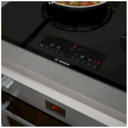 Bosch 500 Series NIT5460UC Electric Cooktop, 24 inch Exterior Width, 3 Burners, 3,700 Highest Burner Element (Watts), Black colour