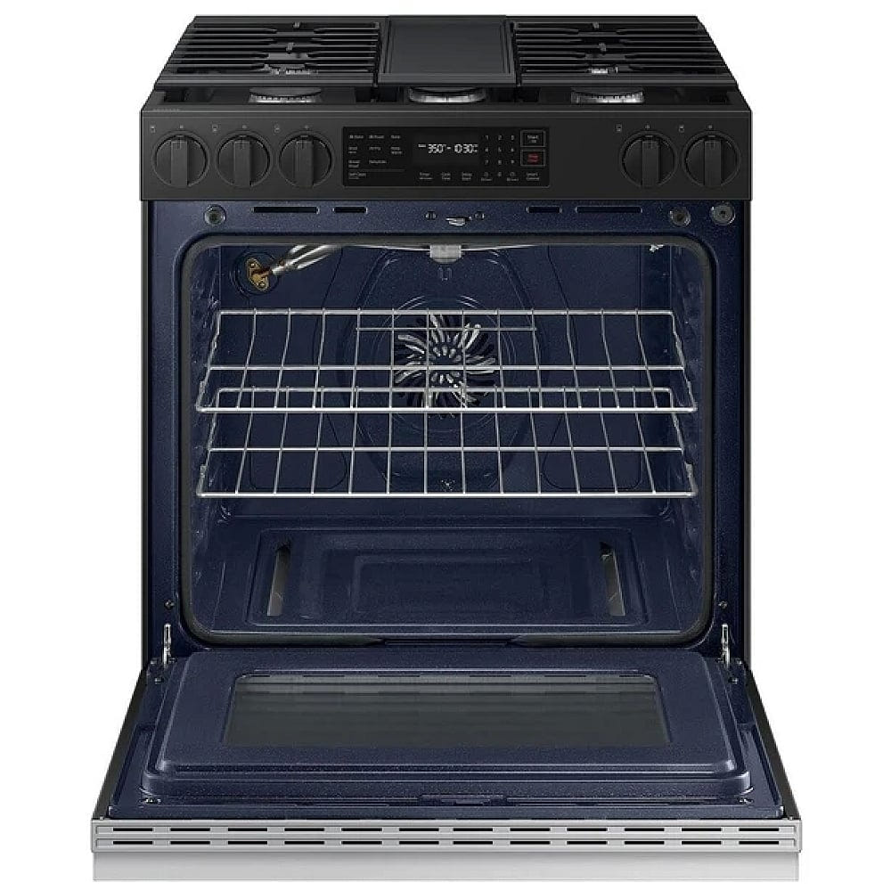 Samsung Bespoke NSG6DG8300SRAA Gas Range, 6 cu. ft. Capacity, 30 inch Exterior Width, Self Clean, Convection, 5 Burners, Storage Drawer, Air Fry, 17,000 BTU Highest Burner, Stainless Steel colour Griddle