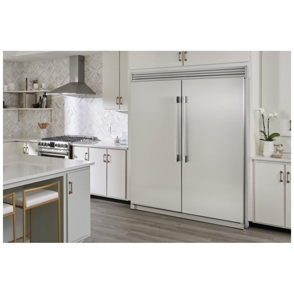 Frigidaire Professional PRDF1922AF Upright Freezer, 32 7/8 inch Width, 18.6 cu. ft. Capacity, Stainless Steel