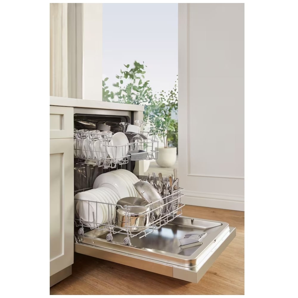 Bosch 100 Series 24" Dishwasher, SHE5AE75N, Brushed Steel Anti-Fingerprint, WiFi Enabled