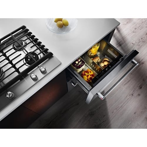 Whirlpool WRT134TFDM Top Freezer Refrigerator